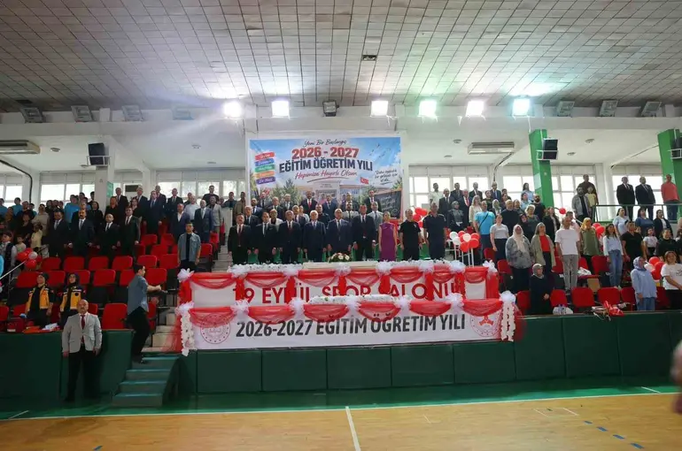 Giresun’da 63 bin 50 öğrenci ders başı yaptı

