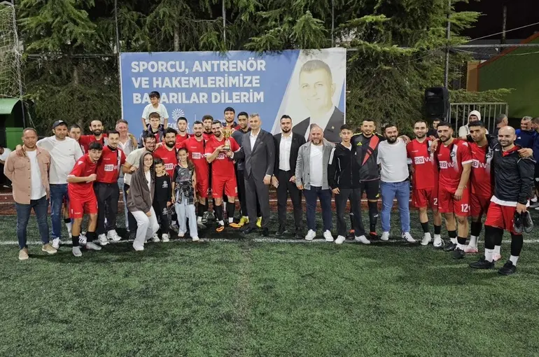 Gölcük Başkanlık Kupası’nda şampiyon İhsaniyespor oldu
