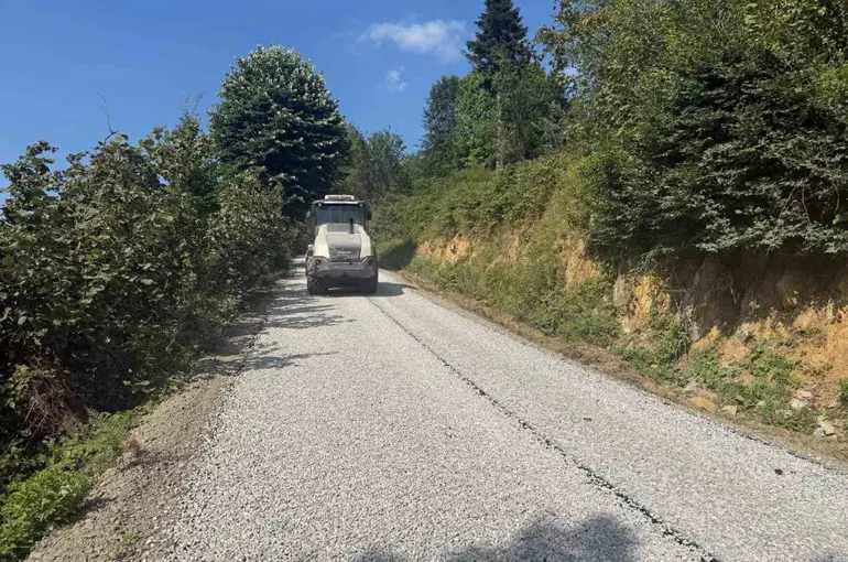 Gölyaka Bakacak’ta yollar yenilendi

