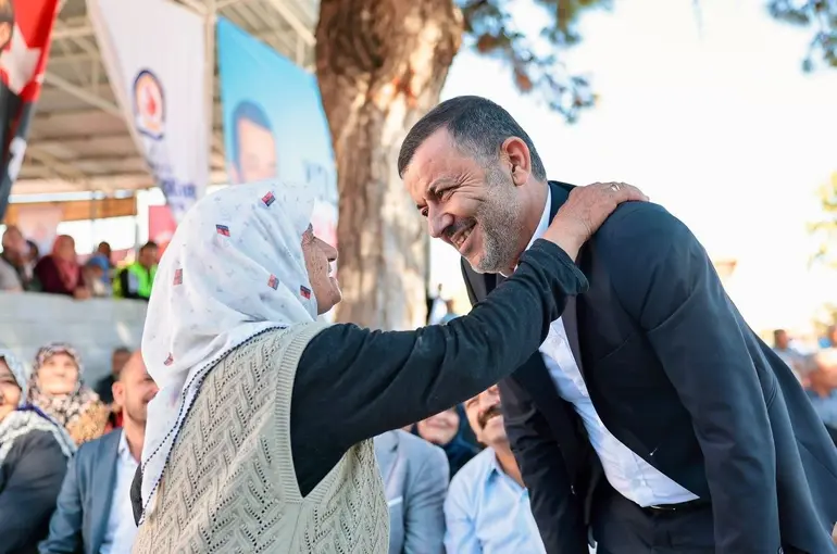 Gülbağlık yolu ulaşıma açıldı, Çamlarca’da gönüller birleşti
