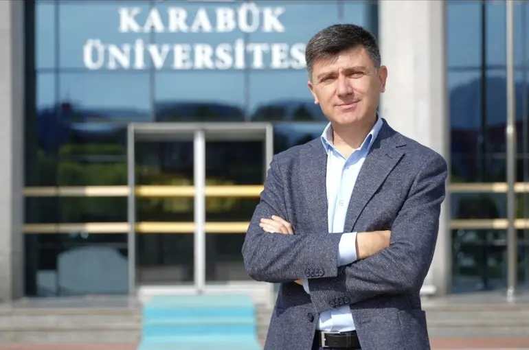 Güneş enerjisinde verimliliği artıracak projede KBÜ imzası
