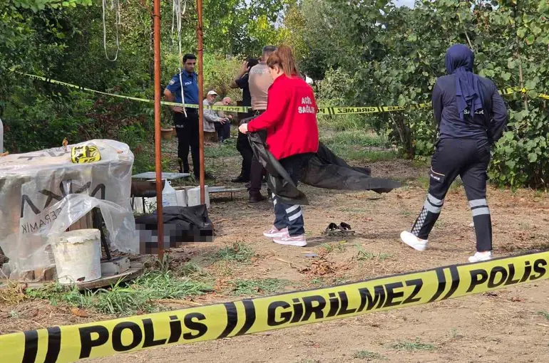 Haber alınamayan esnafın cansız bedeni tarlada bulundu

