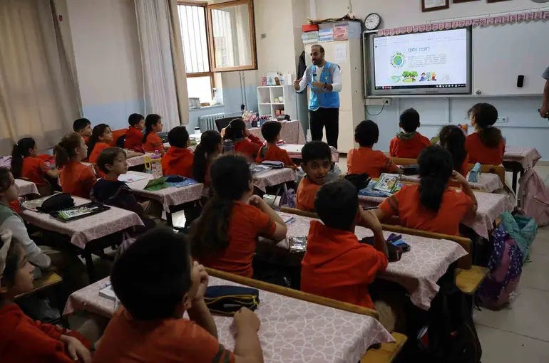 Haliliye’den çevreye duyarlı nesiller için eğitim
