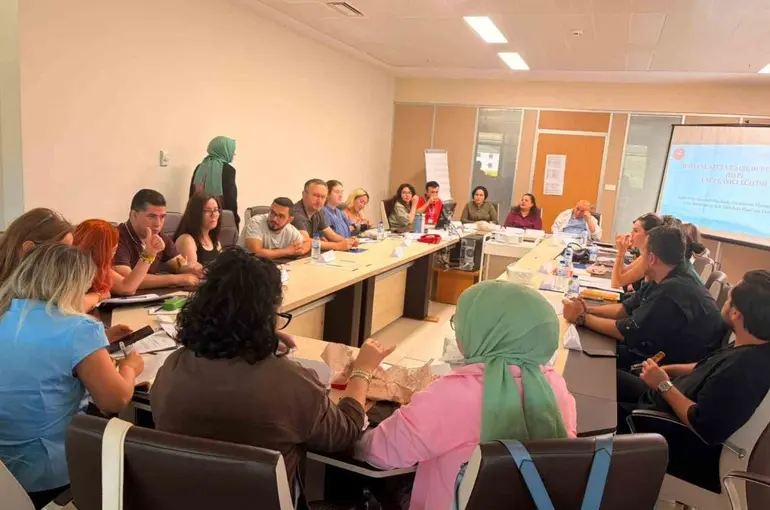 Hastane Afet Planları Uygulayıcı eğitimi düzenlendi

