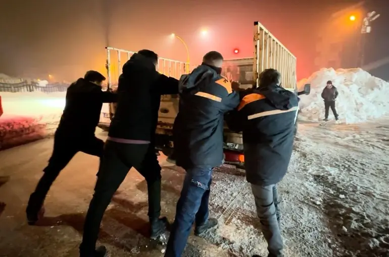 Hava sıcaklığı -25’lere düştü, araçlar arıza vermeye başladı
