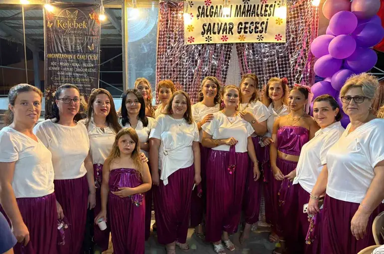 Hayrabolu’da kadınlar şalvarlarıyla kültürlerini yaşattı
