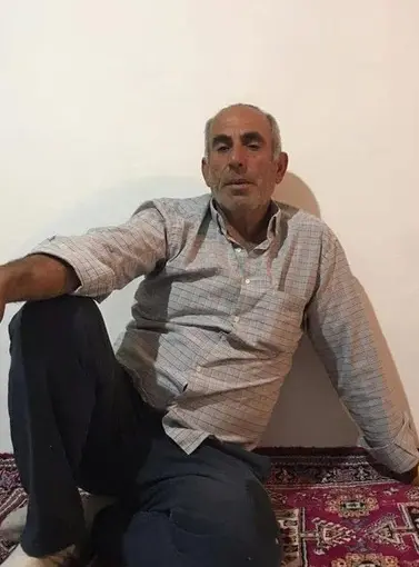 Hayvanlarını otlatırken kalp krizi geçirdi
