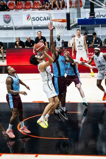 Hazırlık maçında Karşıyaka ile Aliağa Petkimspor rakip
