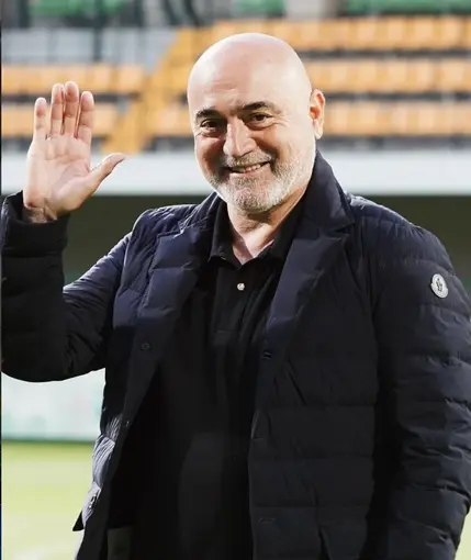 Iğdır FK, Hikmet Karaman ile yollarını ayırdı
