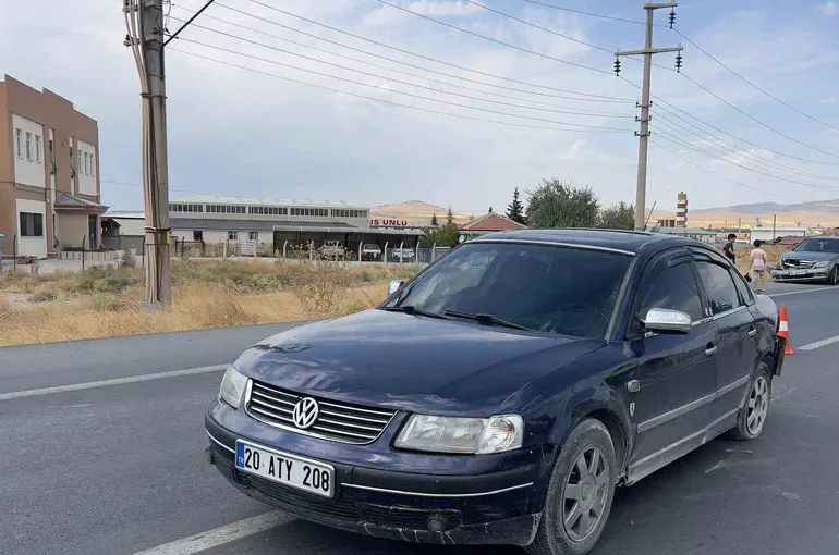 İki otomobil çarpıştı: 1 yaralı
