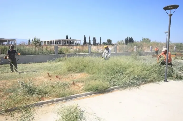 İncirliova Belediyesi okul bölgelerini yeni döneme hazırlıyor
