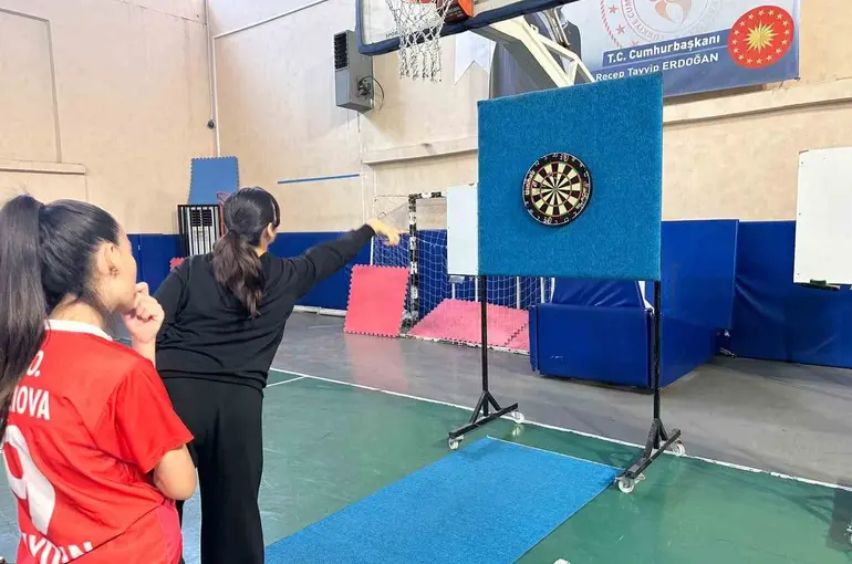 İncirliova’da dart heyecanı başladı
