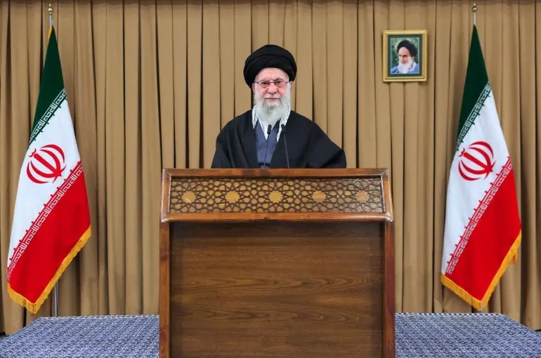 İran dini lideri Hamaney: "ABD, İran’la iletişim ve iş birliğine layık değil"
