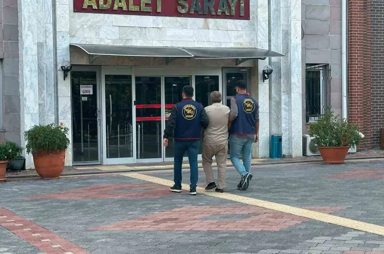 Isparta’da camideki yardım kutusundan para çalan şüpheli tutuklandı

