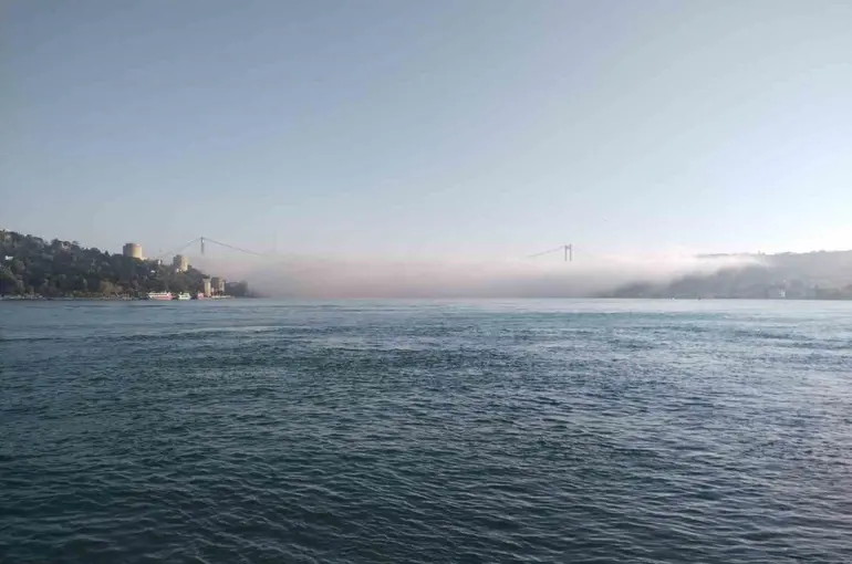 İstanbul Boğazı’nda yoğun sis

