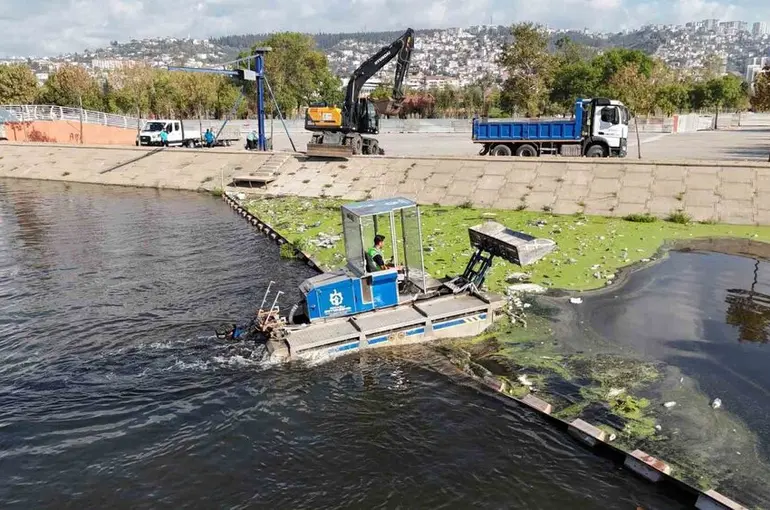 İzmit Körfezi’ne "temizlik kalkanı"
