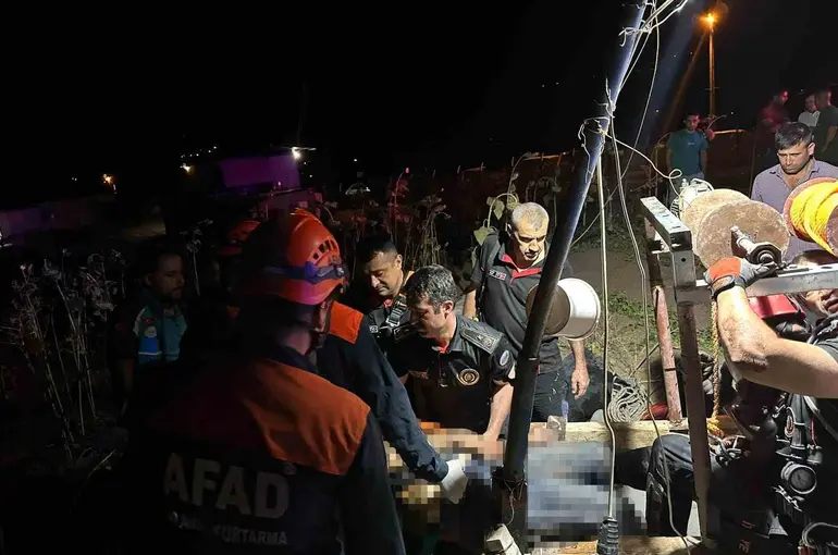 Kahramanmaraş’ta kuyuya düşen 2 kişi hayatını kaybetti
