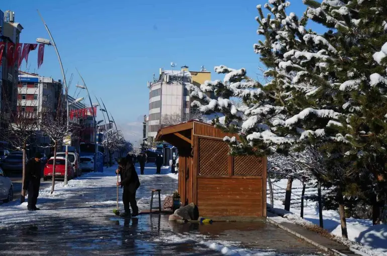 Kar Doğu’yu terk etmiyor
