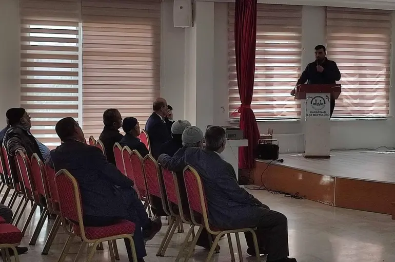 Karapınar’da hacı adaylarına sağlık semineri