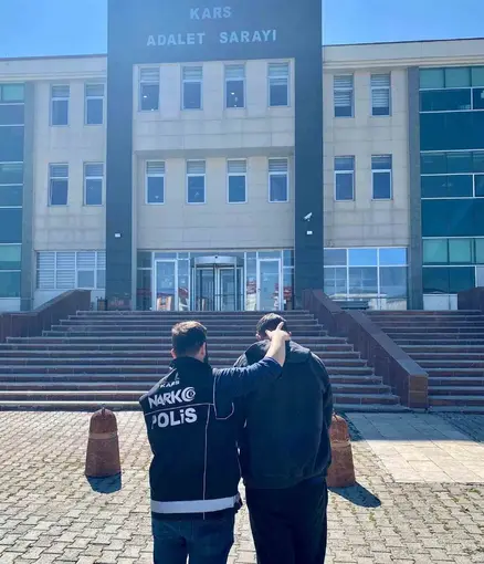 Kars’ta uyuşturucu operasyonu
