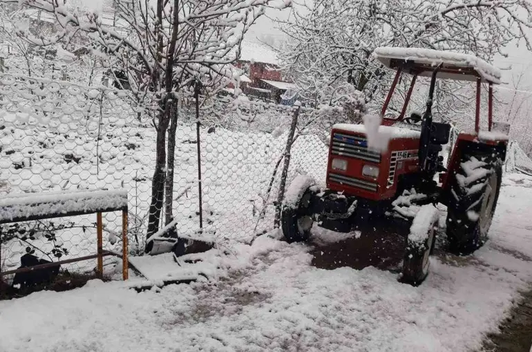 Kavak’ta kar yağışı
