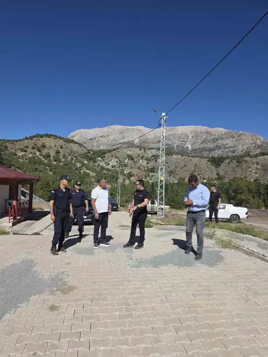 Kaymakam Algın, deprem konutlarındaki çalışmaları inceledi
