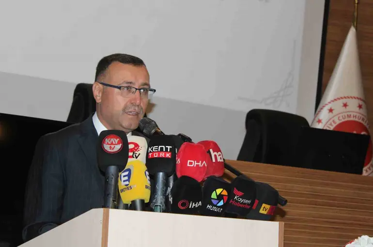 Kayseri Cumhuriyet Başsavcısı Habib Soluk: "Hukukun amacı, düzeni sağlamak kadar vicdanları da rahatlatmaktır"
