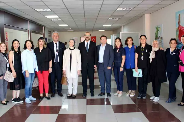 Kayseri Devlet Hastanesi’nde ‘Kritik Hastada Beslenme’ eğitimi
