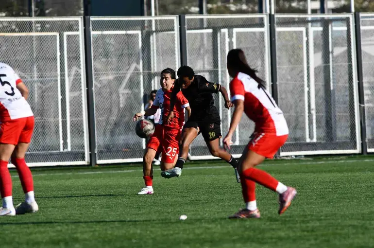Kayseri Kadın FK evinde berabere kaldı
