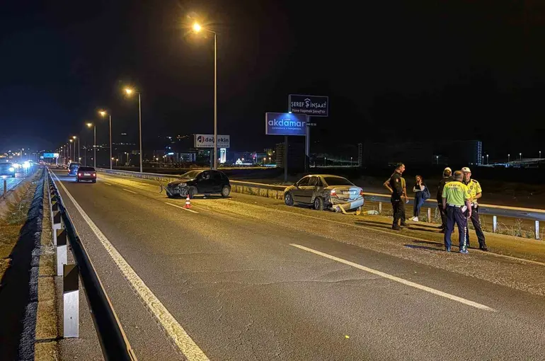 Kayseri’de iki otomobil çarpıştı: 1 yaralı
