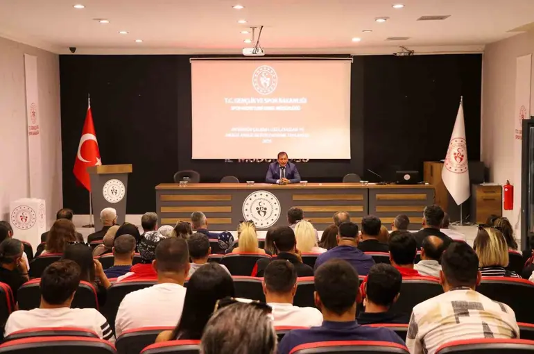 Kayseri’de sporun geleceği masaya yatırıldı
