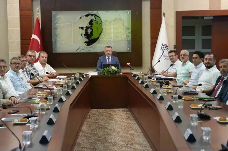 KBÜ Eylül Ayı Senato Toplantısında yeni dönem hedefleri görüşüldü
