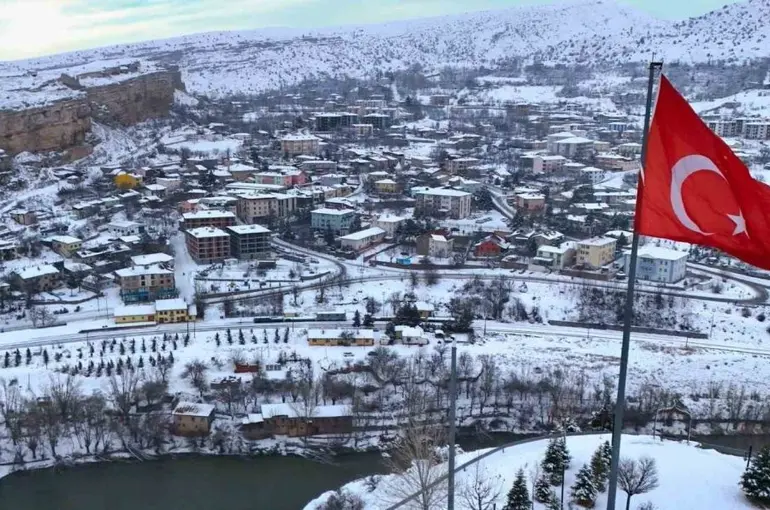 Kemah’ta 4 büyüklüğünde deprem
