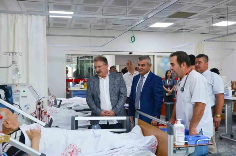Kepez Devlet Hastanesi Diyaliz Merkezi yenilenen kapasitesiyle hizmete açıldı
