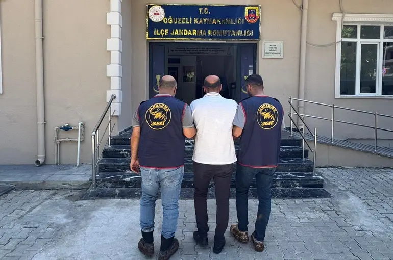 Kesinleşmiş 22 yıl cezayla aranan şahıs yakalandı
