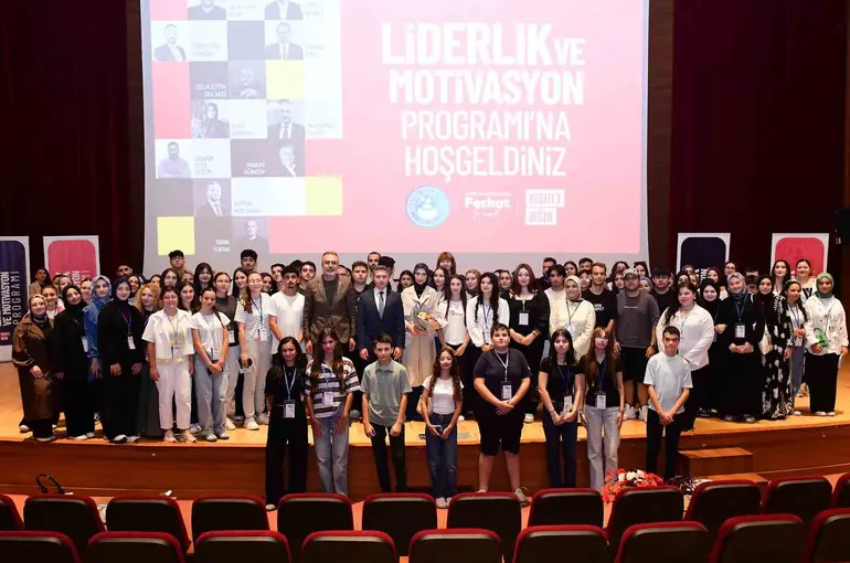 Kestel Belediyesi’nin Liderlik ve Motivasyon Programı tüm hızıyla sürüyor
