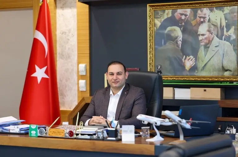 Kilis Belediye Başkanı Hakan Bilecen CHP’den istifa etti: "Bağımsız olarak devam edeceğim"
