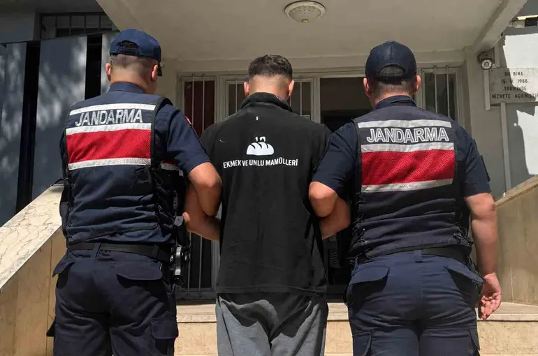 Kırıkkale’de 16 yıl hapis cezasıyla aranan firari yakalandı
