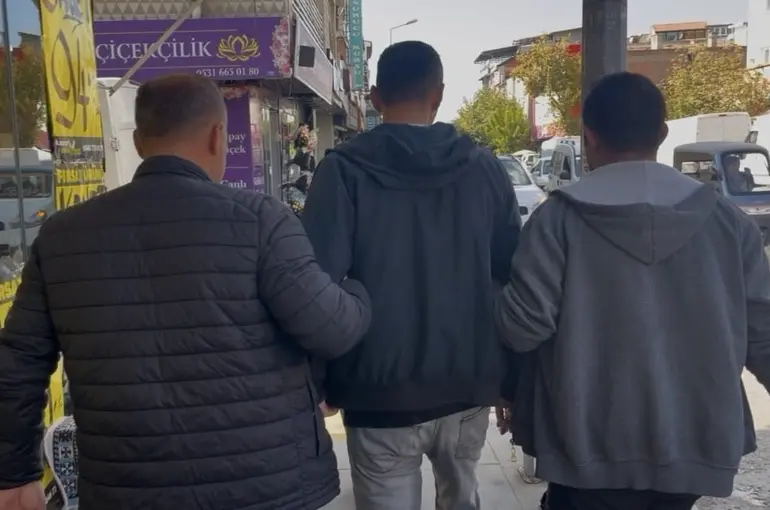 Kırıkkale’de 37 yıl 3 ay hapis cezası bulunan hükümlü yakalandı

