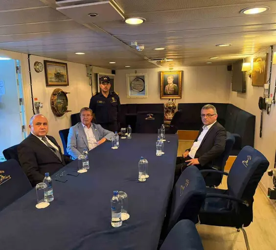 KKTC Cumhurbaşkanı Erhürman, TCG Işın’da arama çalışmalarını takip etti
