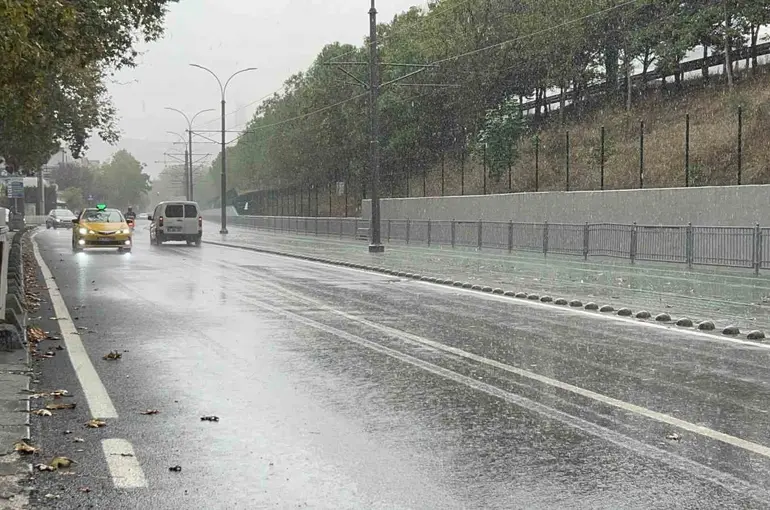 Kocaeli’de sağanak etkili oluyor
