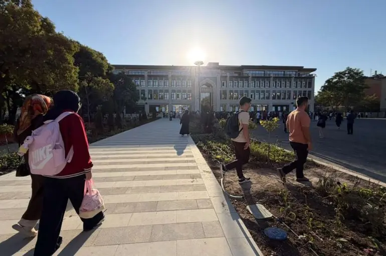 Konya’da ders zili çaldı, okullar açıldı