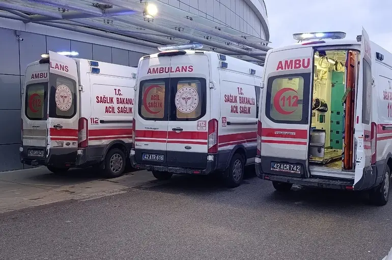 Konya’da iki ayrı kazada 6 kişi yaralandı
