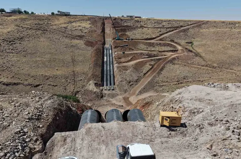 "Kralkızı-Dicle P3 Pompaj Sulaması Projesi" sürüyor
