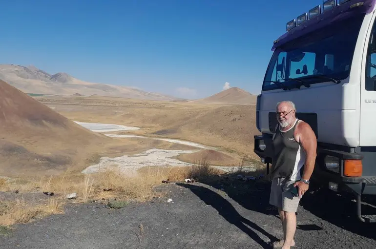 Kuruyan Meke Gölü’ne ilgi sürüyor