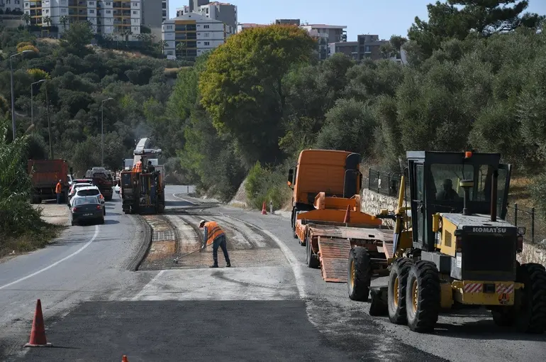 Kuşadası Aydın yolunda deforme olan bölümler yenilendi
