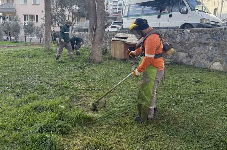 Kuşadası Belediyesi daha temiz ve daha yeşil bir kent için çalışıyor
