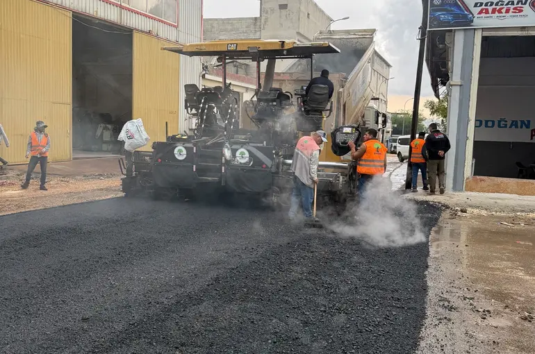 KÜSGET’te yollar yenileniyor
