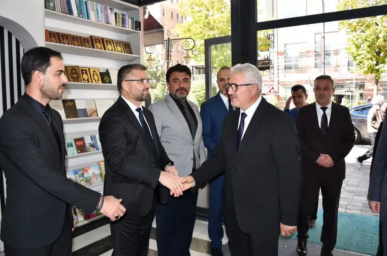 Kütahya İl Müftüsü Hasan İzmirli görevine başladı
