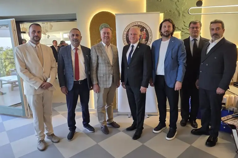 Kütahya ile Macaristan’ın Pécs şehri arasındaki kardeş şehir bağları güçleniyor
